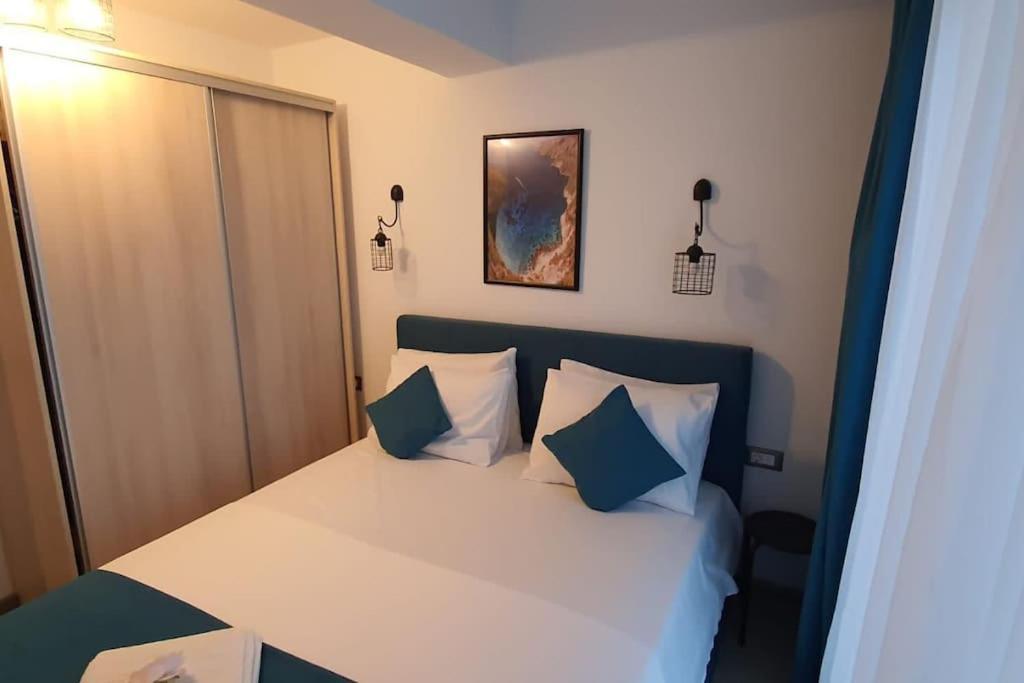Alezzy Beach Apartament Prima Linie La Mare ナボダリ エクステリア 写真