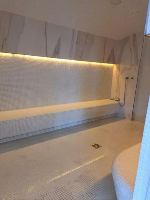 Alezzy Beach Apartament Prima Linie La Mare ナボダリ エクステリア 写真